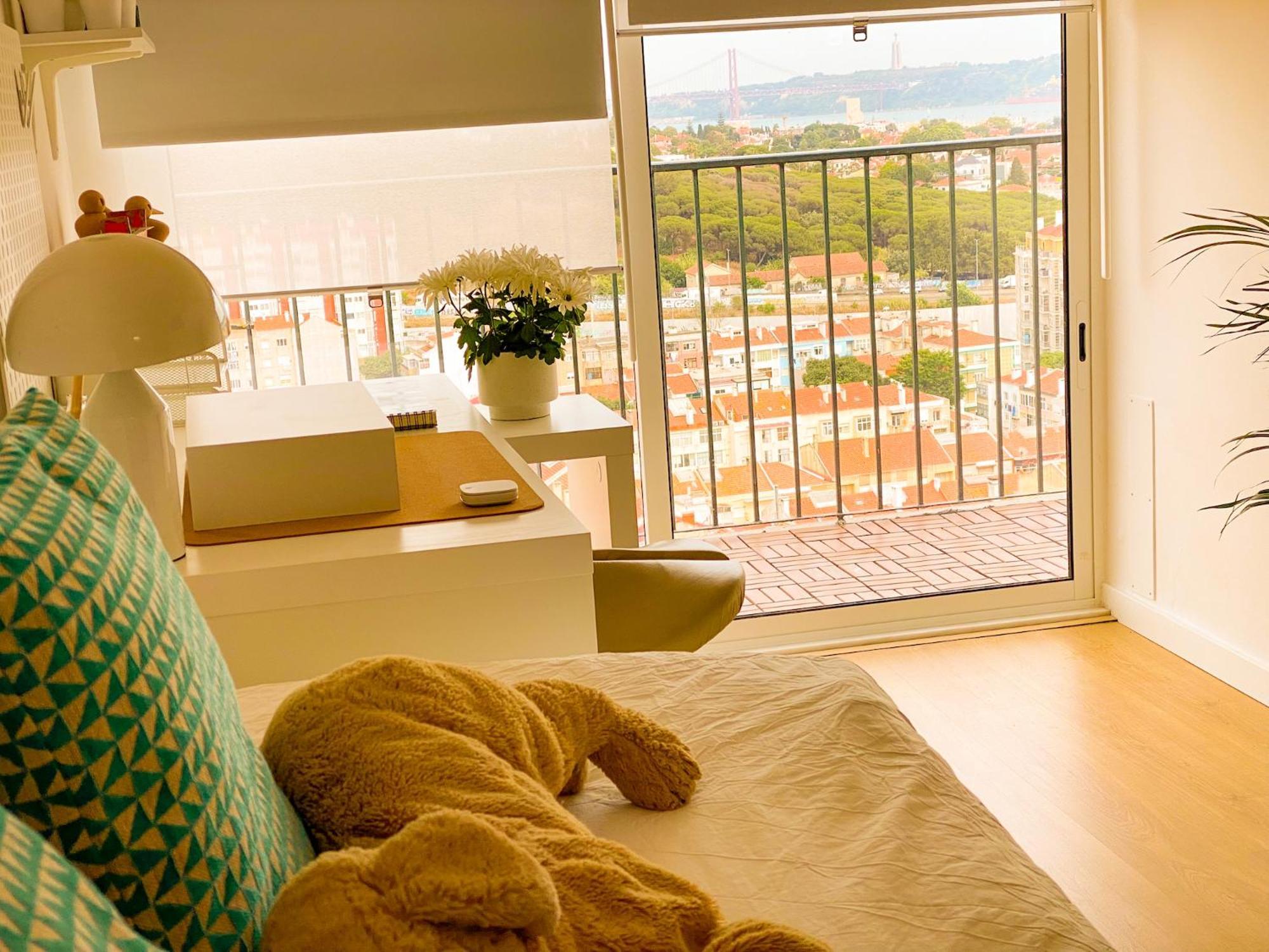 Ideally Located With Perfect Views Algés Eksteriør billede