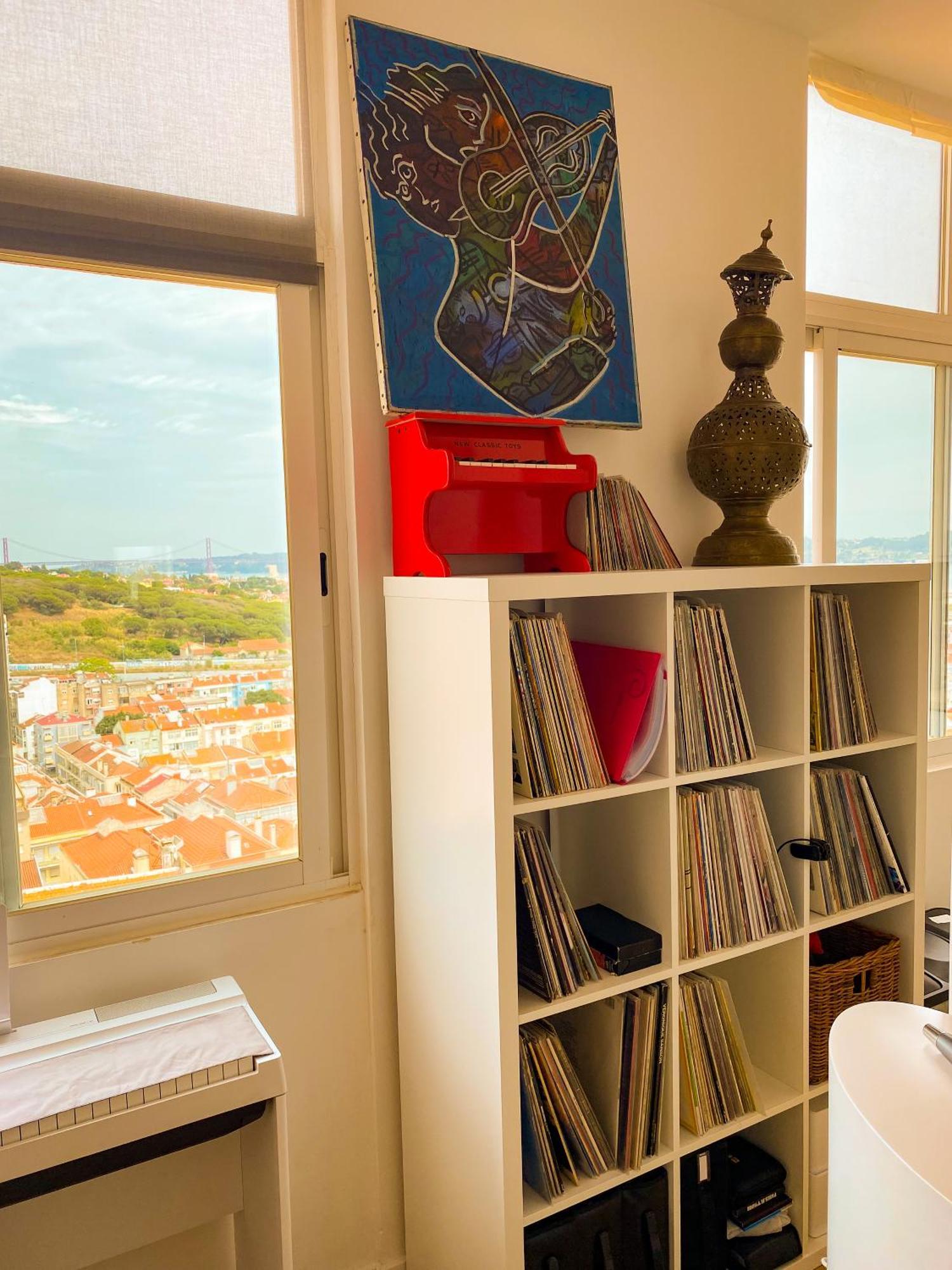 Ideally Located With Perfect Views Algés Eksteriør billede